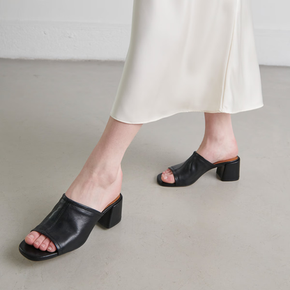 Mules à talons et bouts ouverts